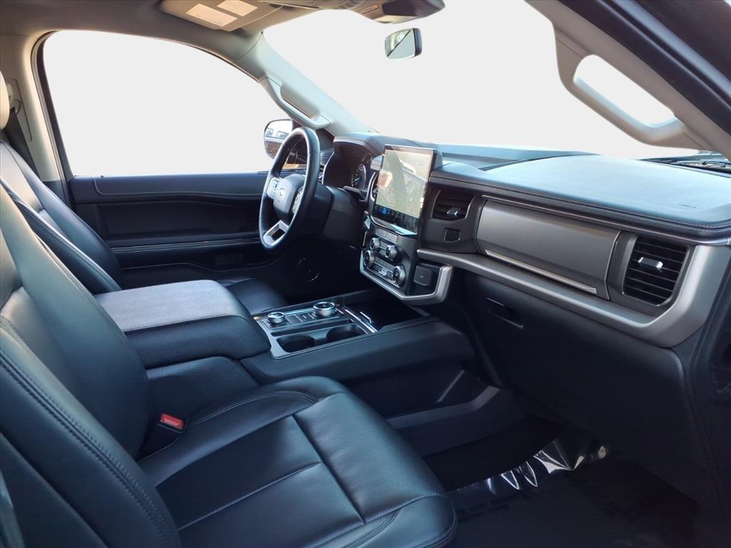 used 2024 Ford Expedition Max car, priced at $40,000