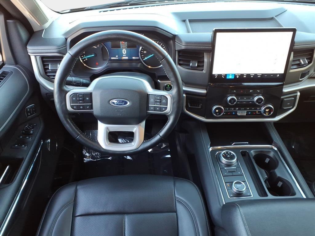 used 2024 Ford Expedition Max car, priced at $40,000