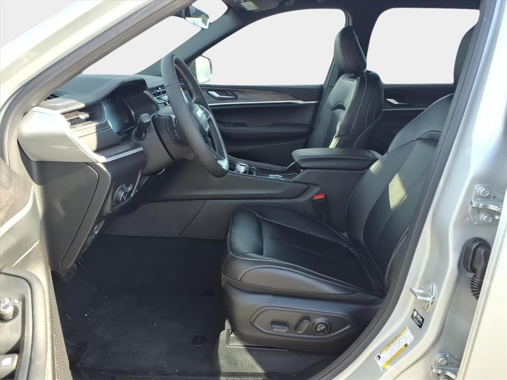 new 2025 Jeep Grand Cherokee L car, priced at $40,312