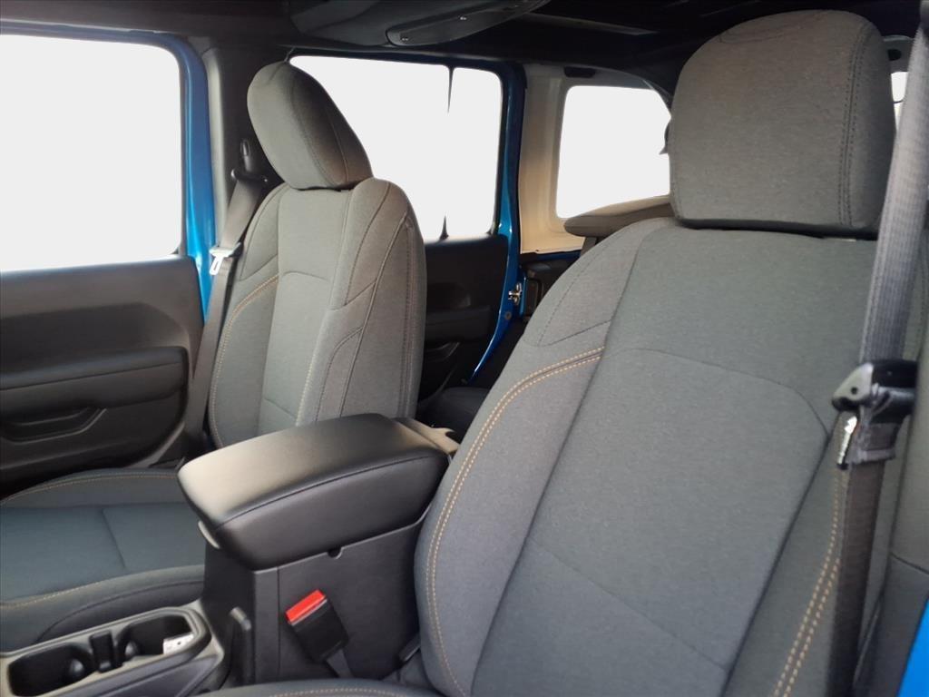 new 2026 Jeep Wrangler car, priced at $41,542