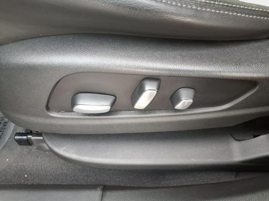 used 2020 Cadillac XT6 car, priced at $24,523