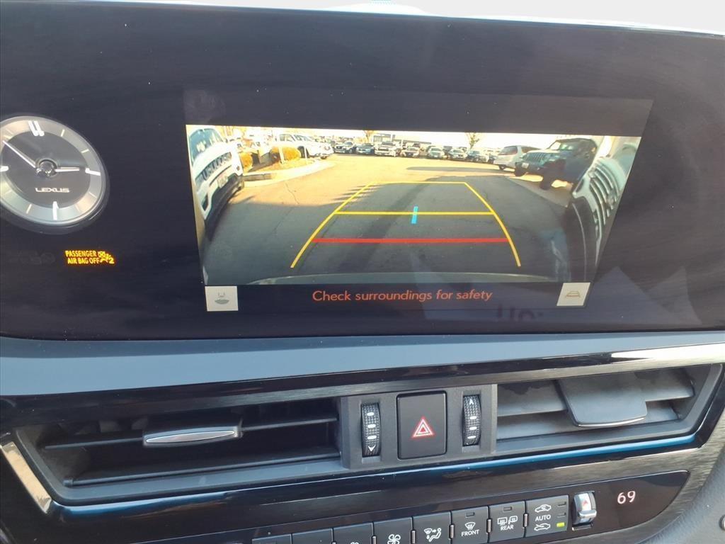 used 2024 Lexus ES 300h car, priced at $40,300