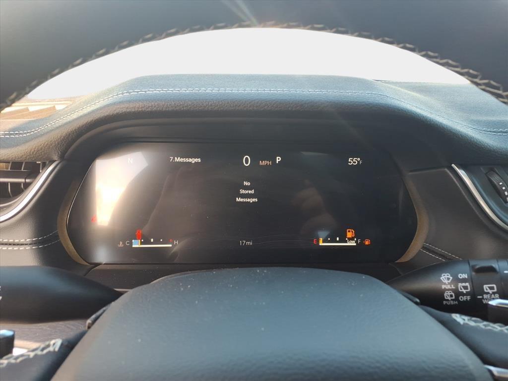 new 2025 Jeep Grand Cherokee car, priced at $39,751