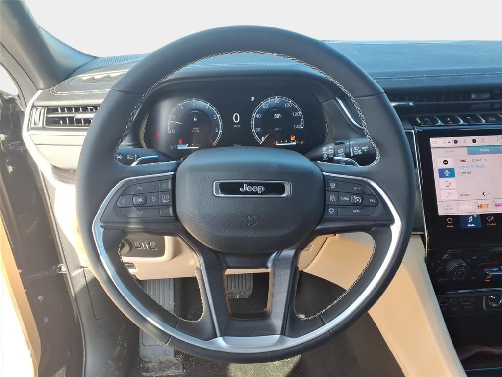 new 2025 Jeep Grand Cherokee car, priced at $39,751