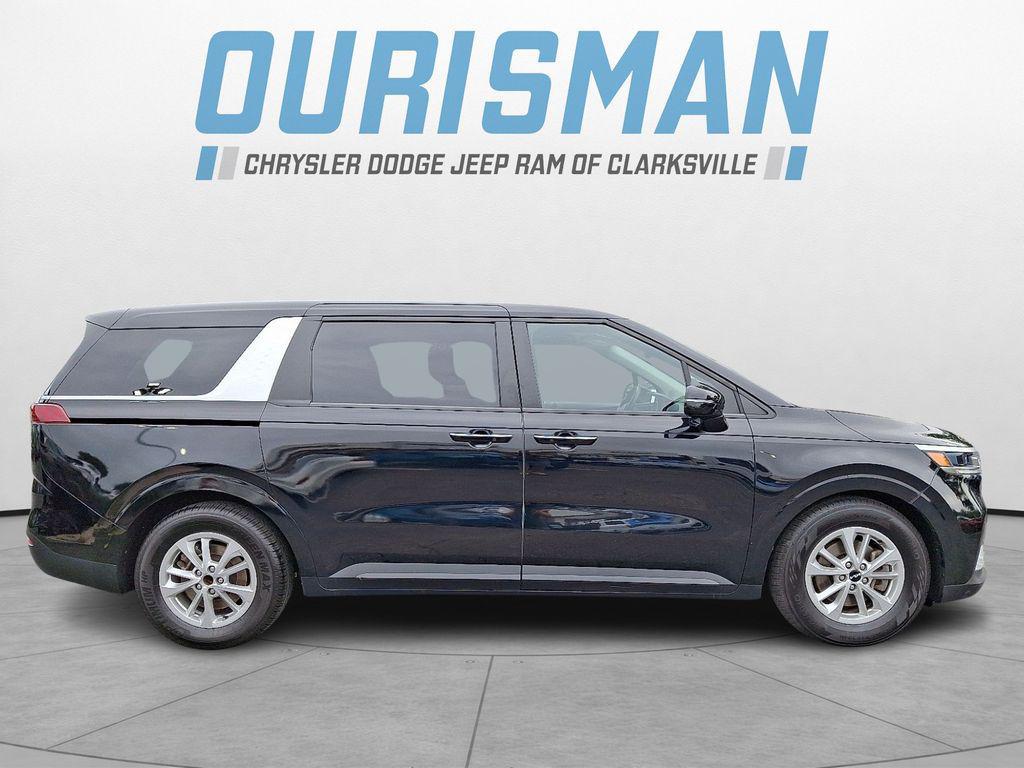 used 2024 Kia Carnival car, priced at $31,199