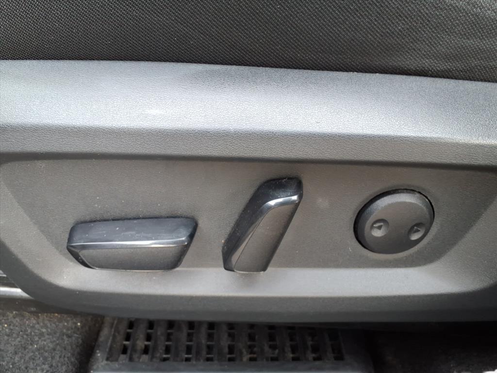 used 2022 Nissan Rogue car, priced at $19,167