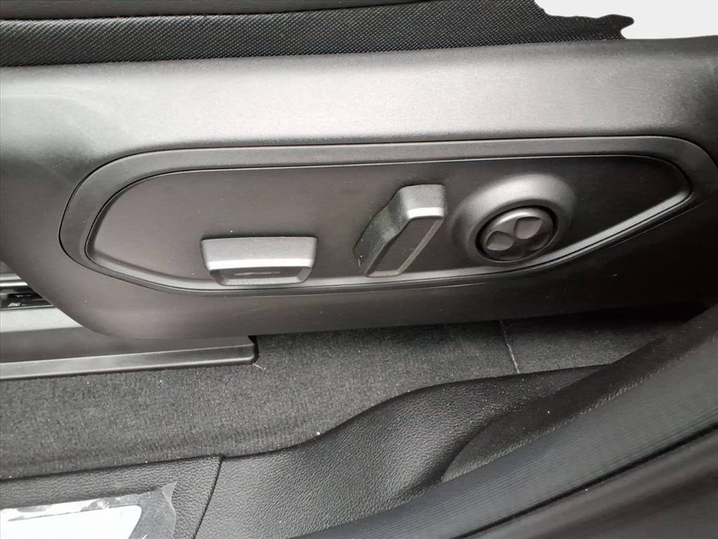 new 2025 Jeep Grand Cherokee car, priced at $50,644