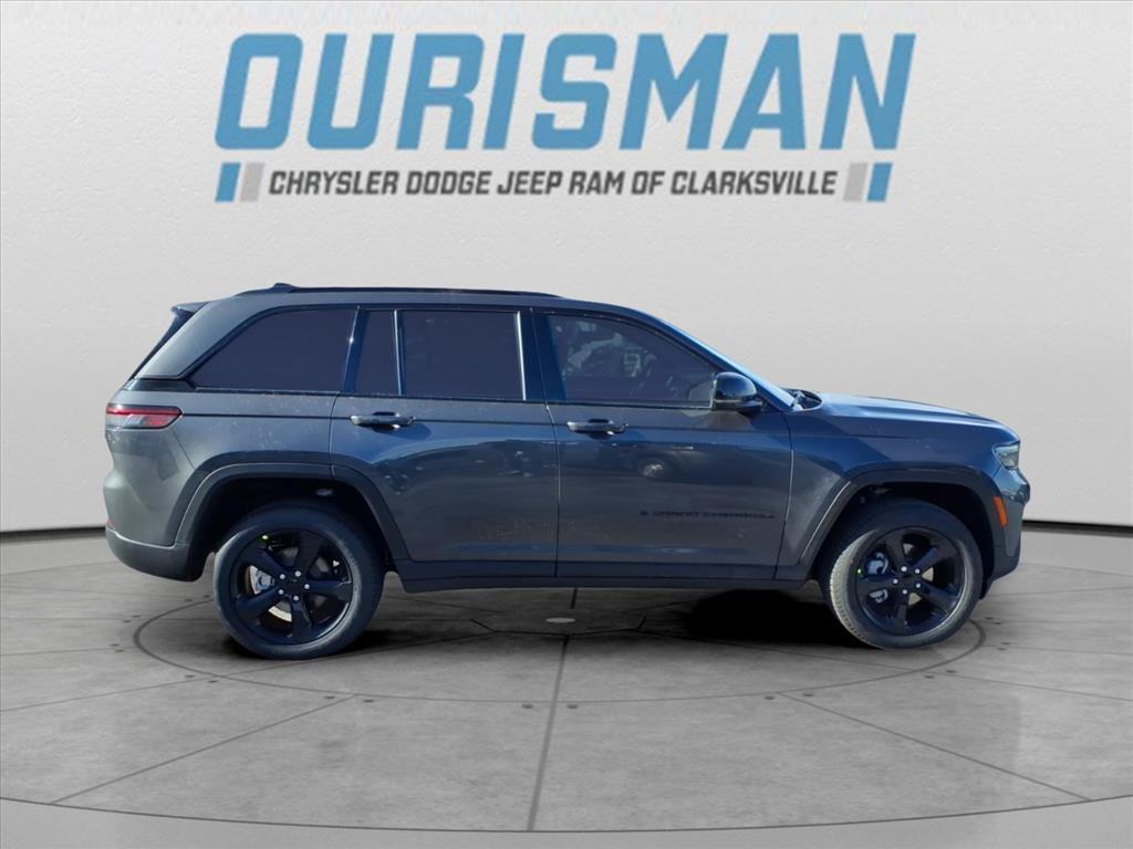 new 2025 Jeep Grand Cherokee car, priced at $38,156