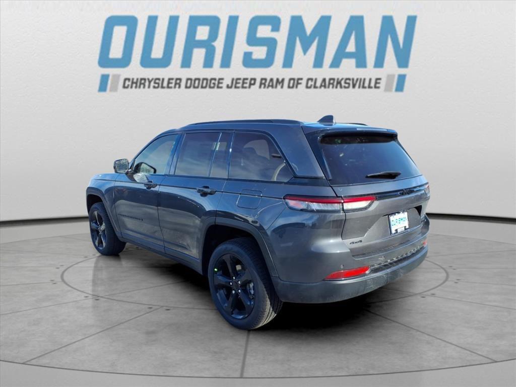 new 2025 Jeep Grand Cherokee car, priced at $38,156