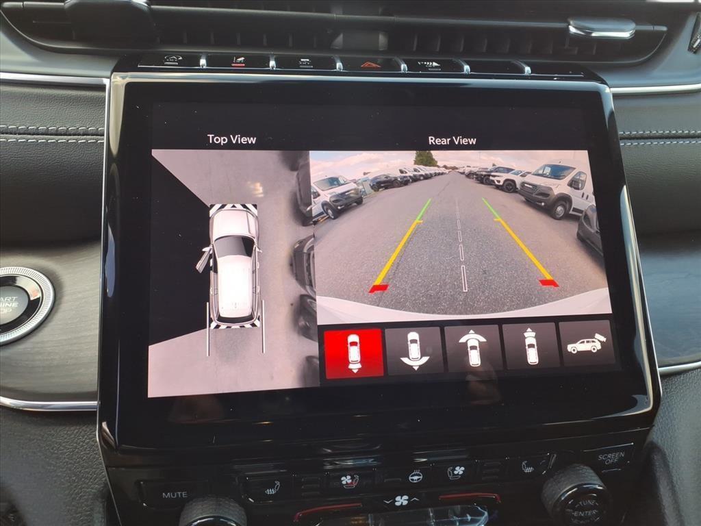 new 2025 Jeep Grand Cherokee car, priced at $52,196