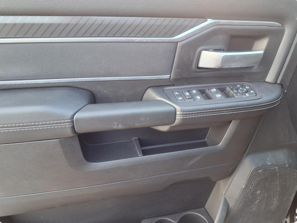 new 2025 Ram 2500 car, priced at $68,582