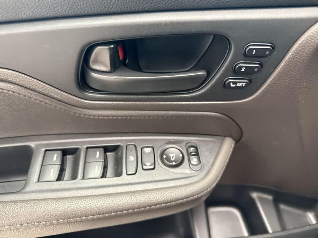 used 2019 Honda Odyssey car, priced at $14,980