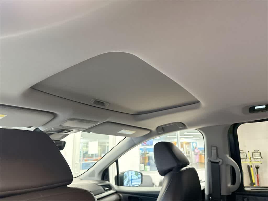 used 2019 Honda Odyssey car, priced at $18,095