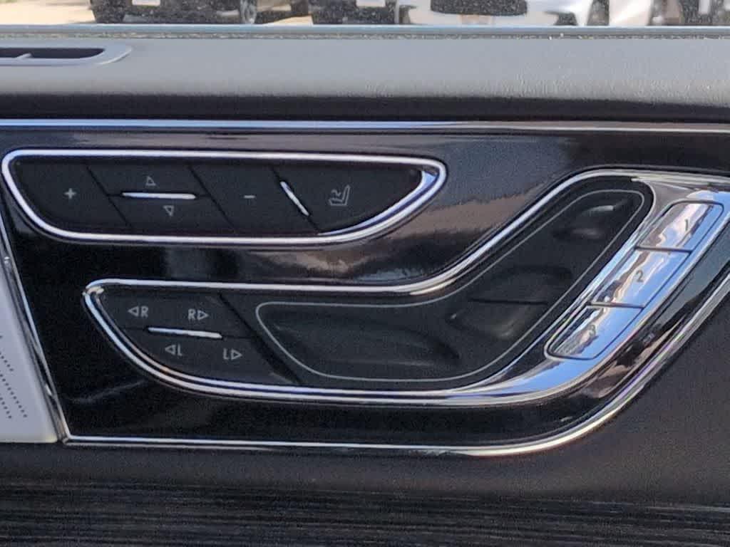 used 2020 Lincoln Navigator car, priced at $50,041