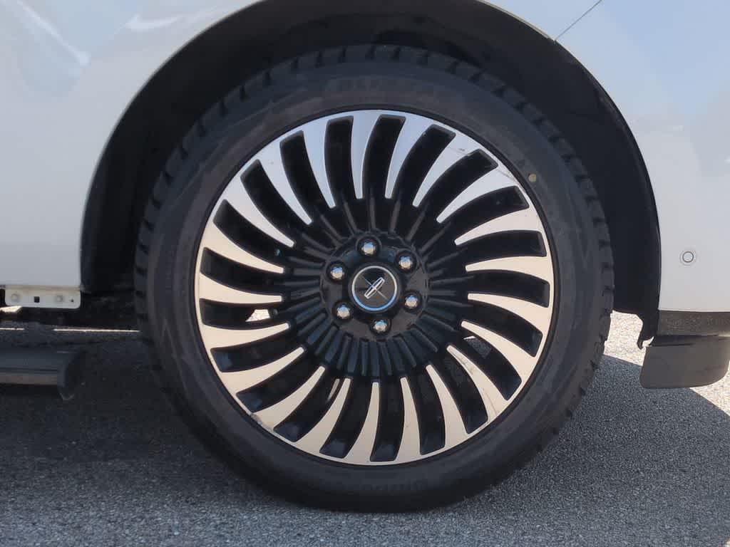 used 2020 Lincoln Navigator car, priced at $50,041