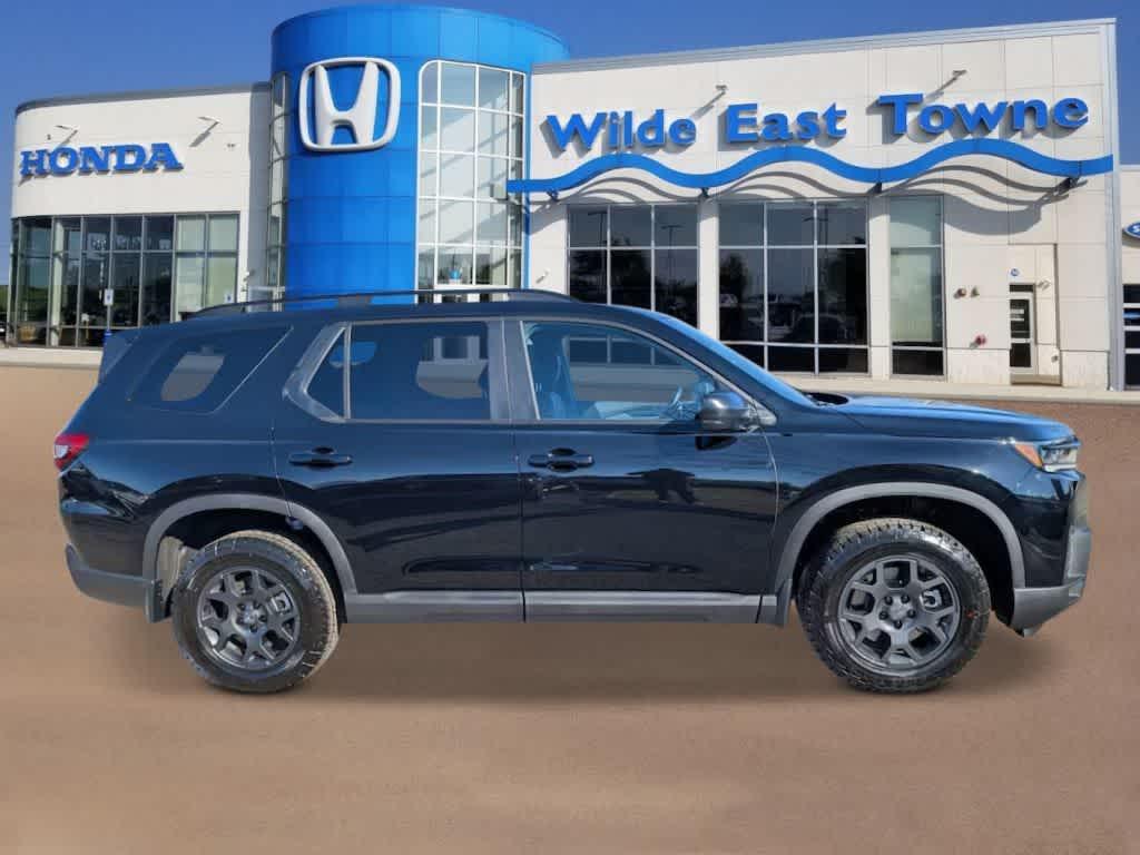 new 2026 Honda Pilot car, priced at $52,390