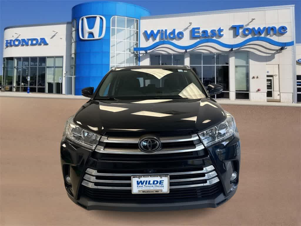 used 2018 Toyota Highlander car, priced at $22,934