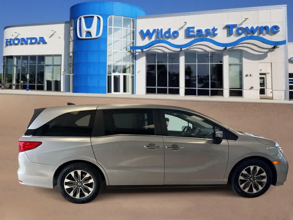 used 2023 Honda Odyssey car, priced at $32,062