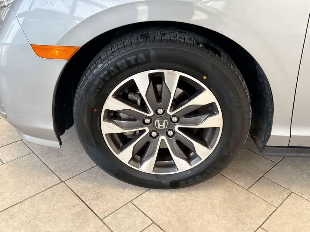 used 2023 Honda Odyssey car, priced at $32,062