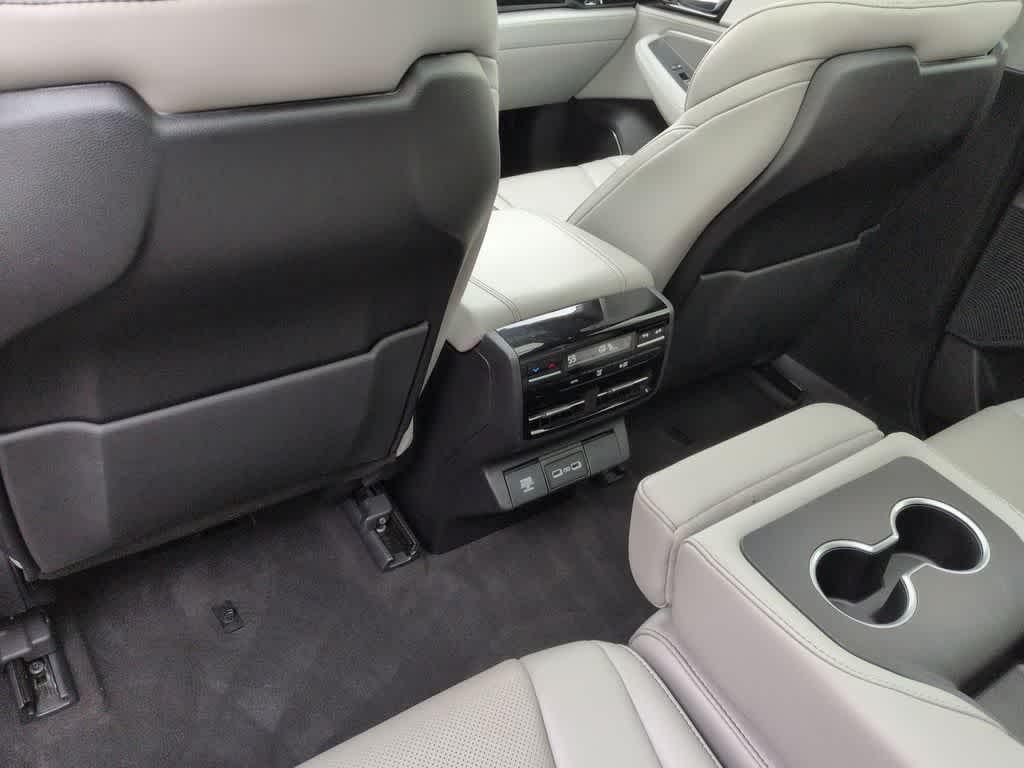 used 2023 Acura MDX car, priced at $41,587