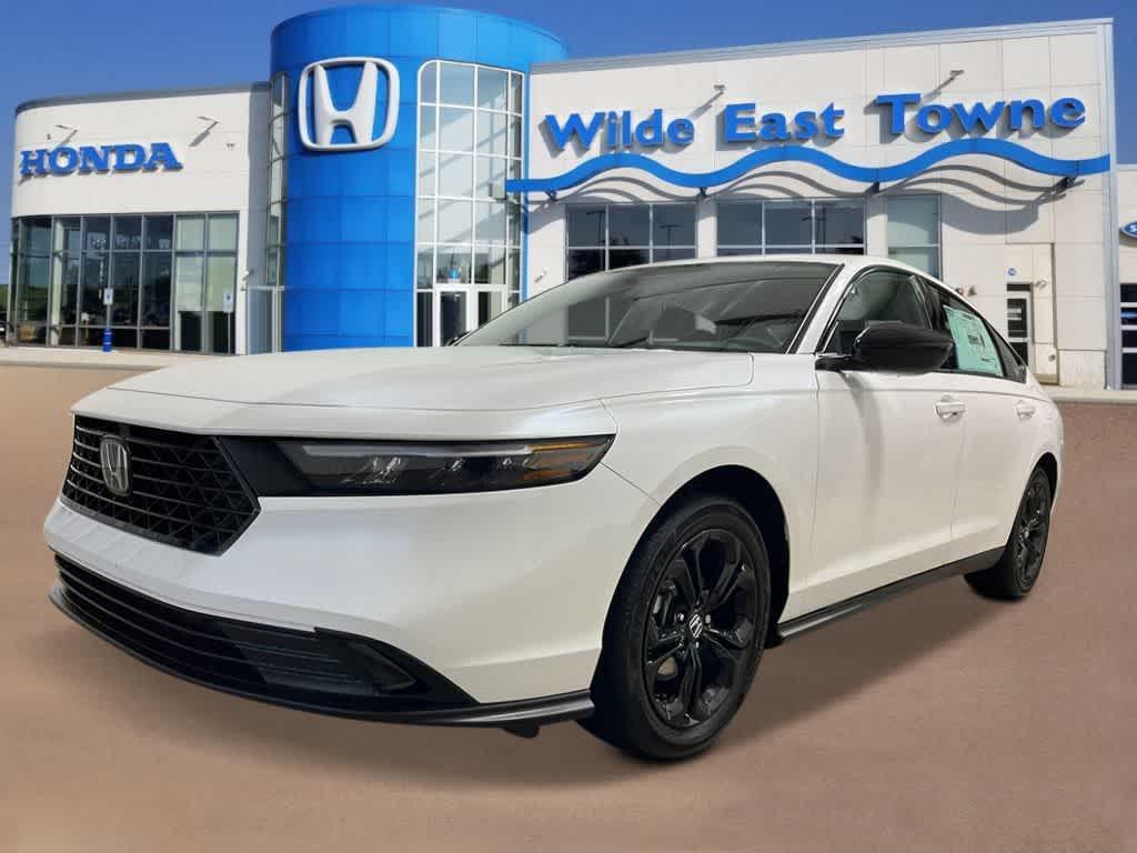 new 2025 Honda Accord car, priced at $30,706