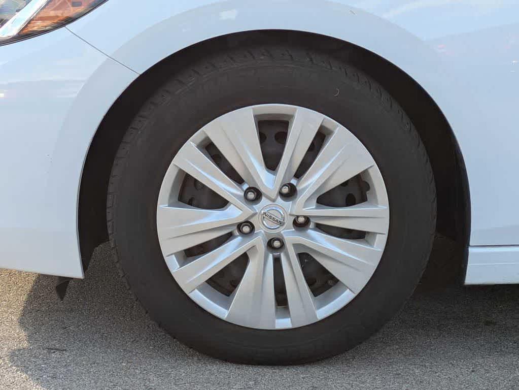 used 2022 Nissan Sentra car, priced at $15,735