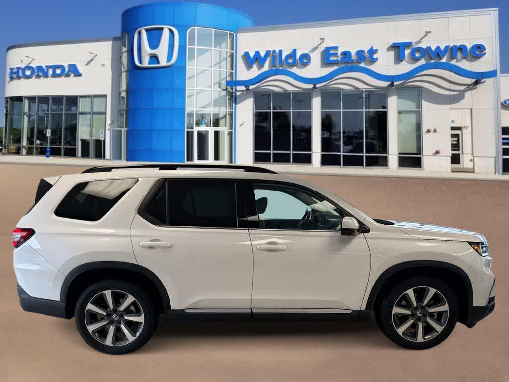 used 2024 Honda Pilot car, priced at $46,046