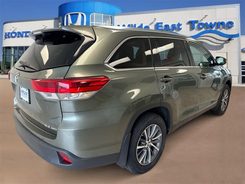 used 2019 Toyota Highlander car, priced at $20,187