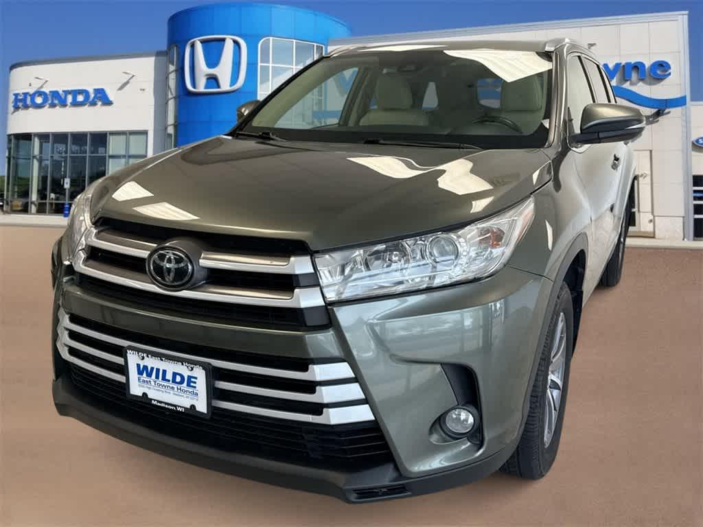 used 2019 Toyota Highlander car, priced at $20,187