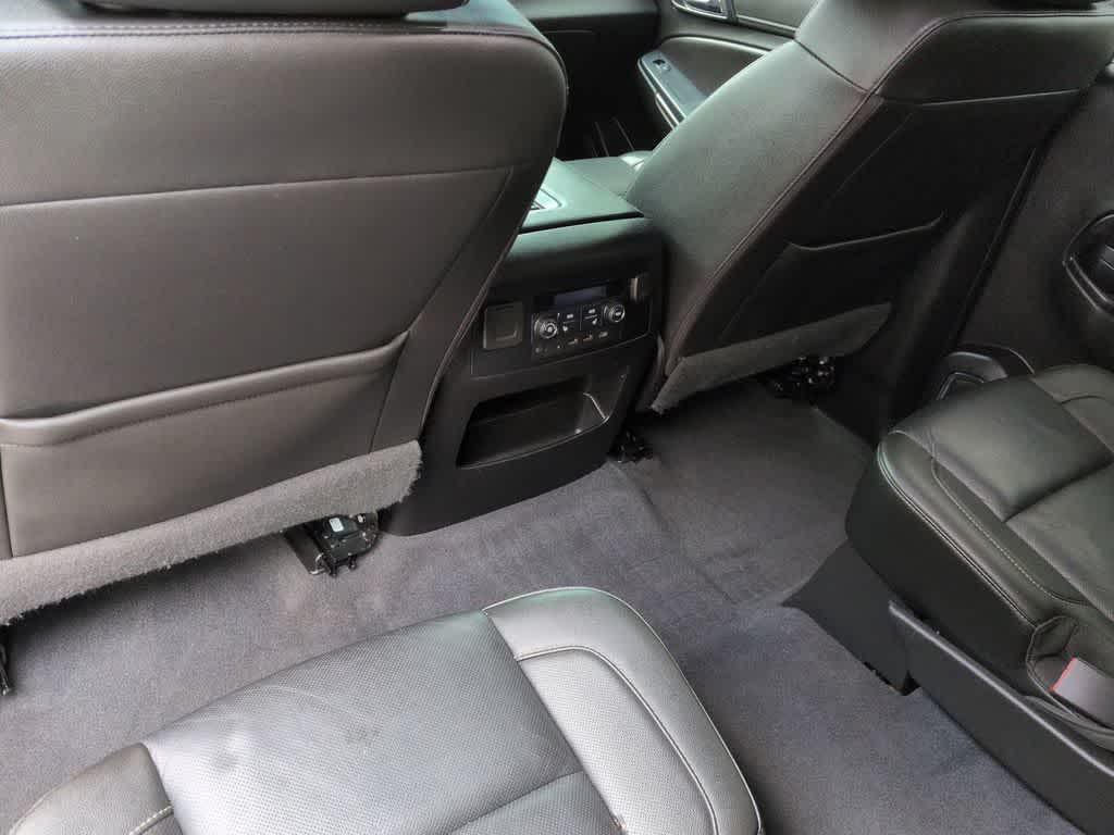 used 2019 GMC Yukon car, priced at $30,298
