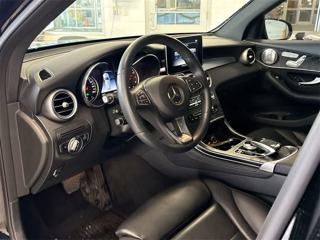 used 2018 Mercedes-Benz GLC 300 car, priced at $20,164