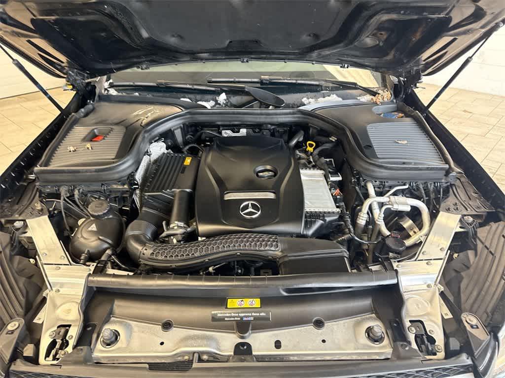 used 2018 Mercedes-Benz GLC 300 car, priced at $20,164