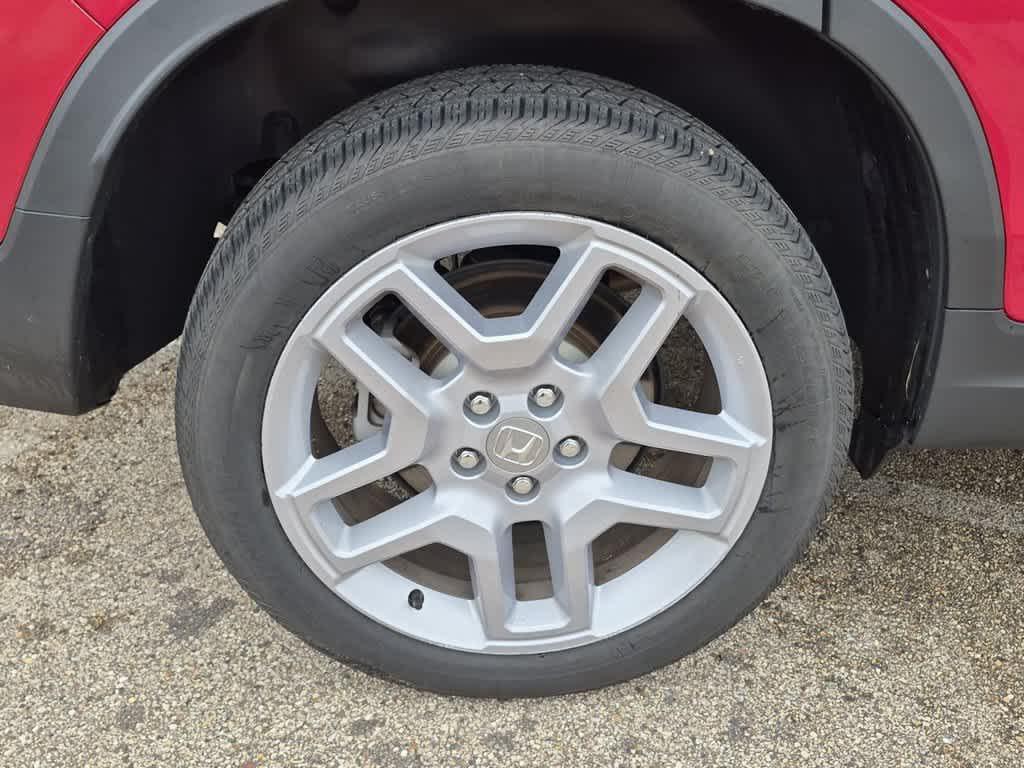 used 2024 Honda Passport car, priced at $35,616