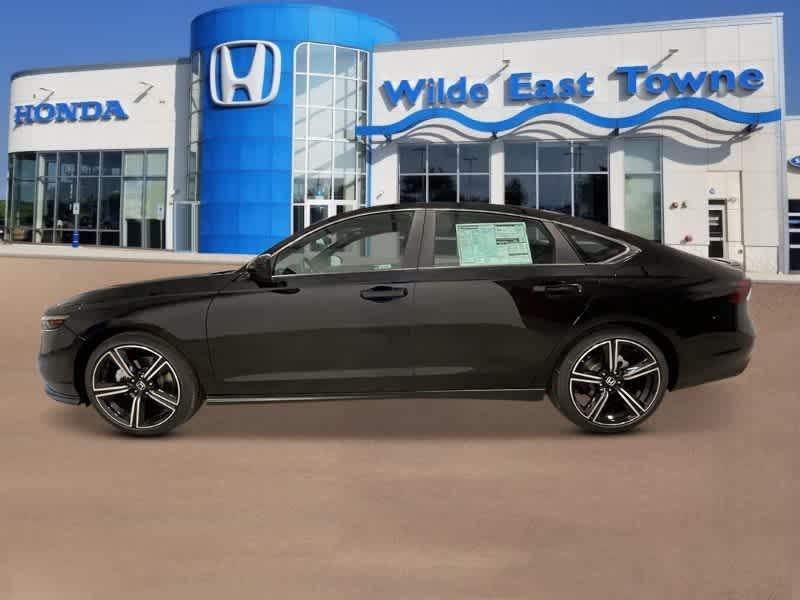 new 2025 Honda Accord Hybrid car