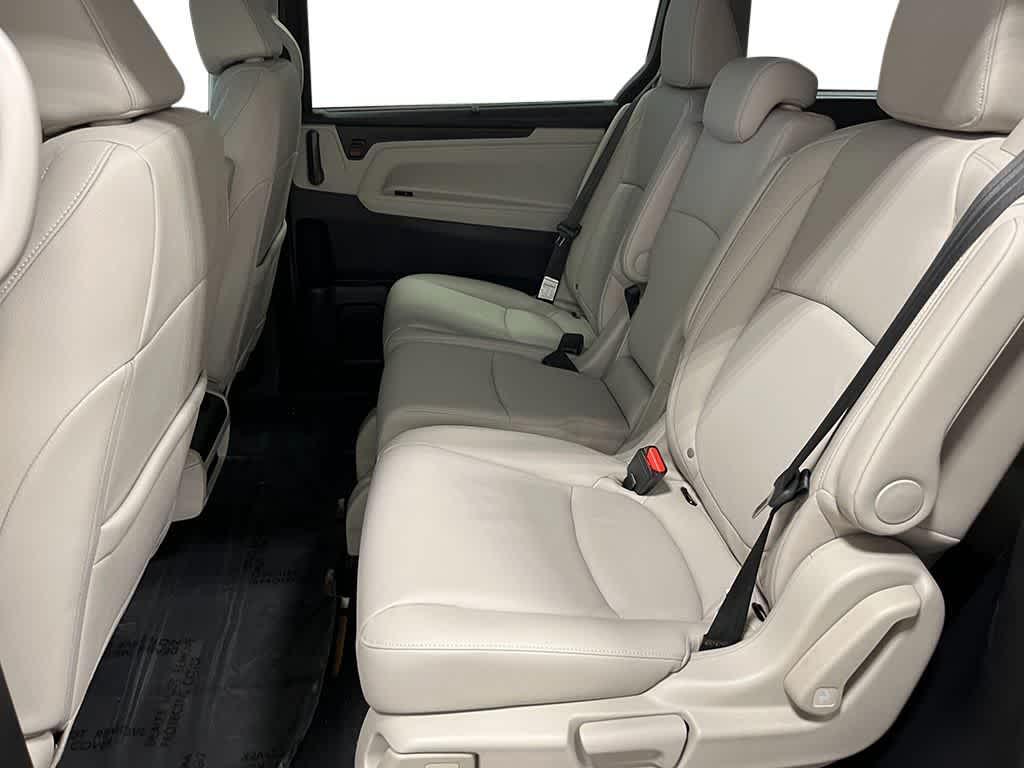 new 2026 Honda Odyssey car, priced at $43,290
