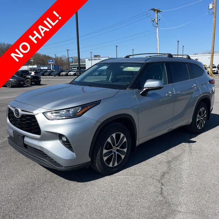 used 2020 Toyota Highlander car, priced at $29,755
