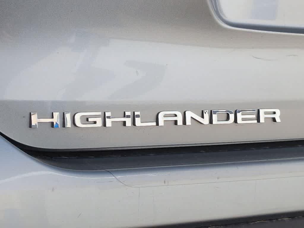 used 2020 Toyota Highlander car, priced at $29,755