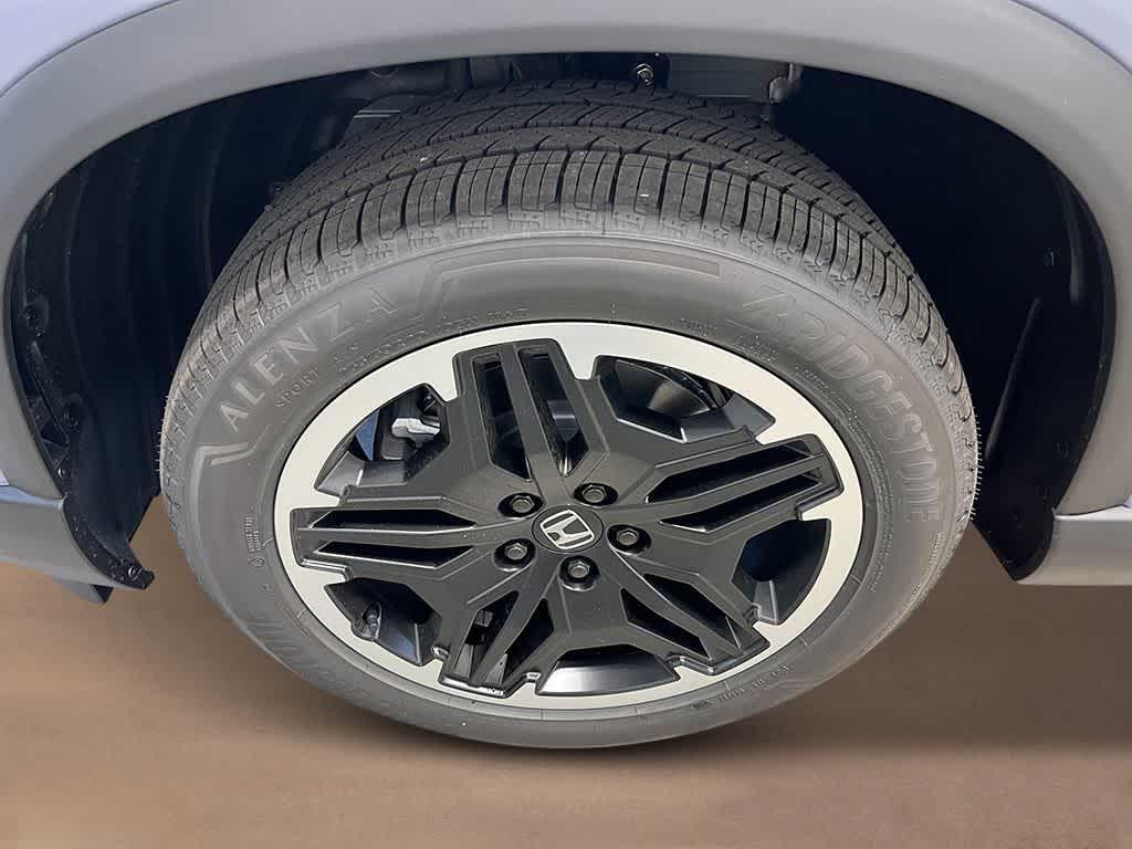 new 2026 Honda Pilot car, priced at $51,090