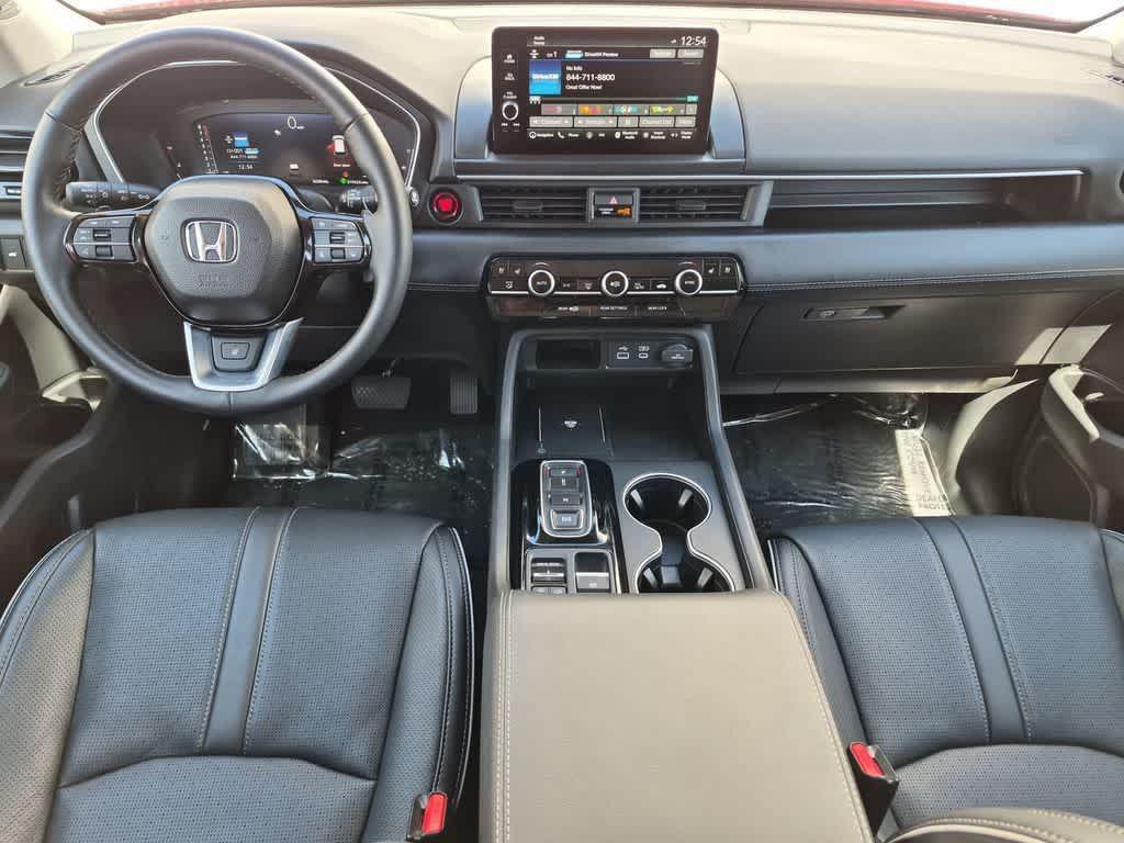 used 2025 Honda Pilot car, priced at $48,030