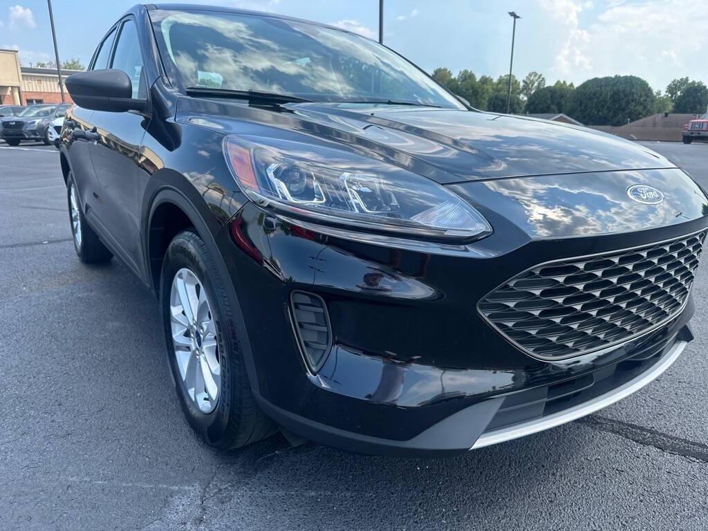 used 2022 Ford Escape car, priced at $19,995