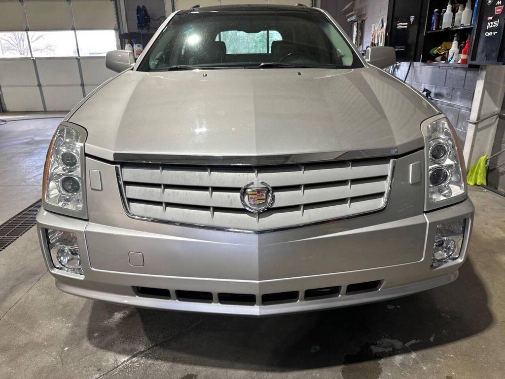 used 2007 Cadillac SRX car, priced at $5,995