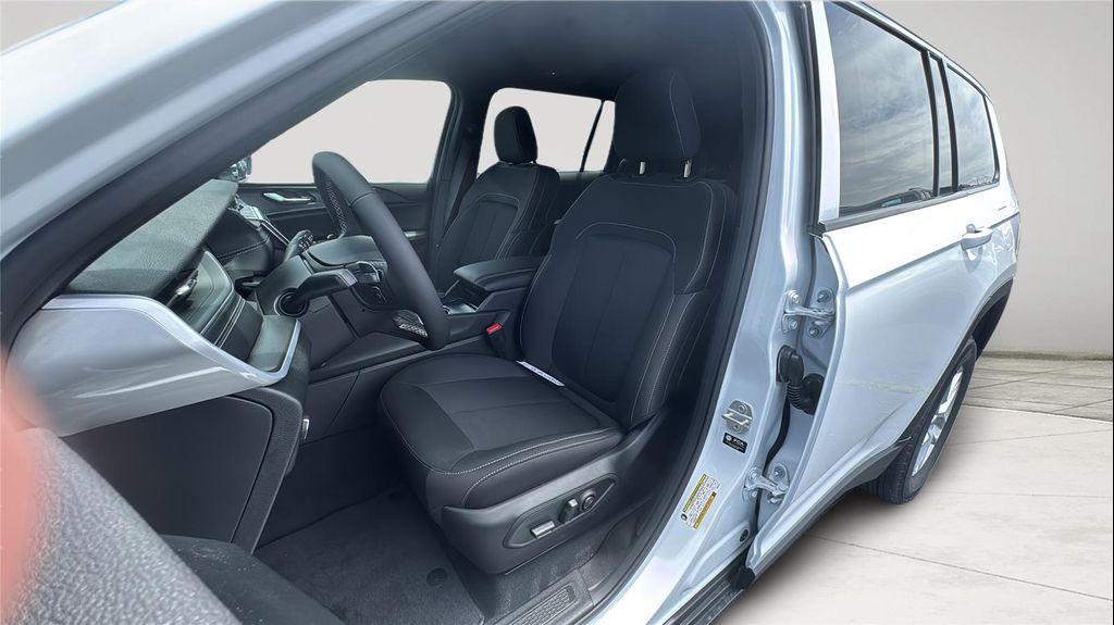 new 2026 Jeep Grand Cherokee L car, priced at $38,169
