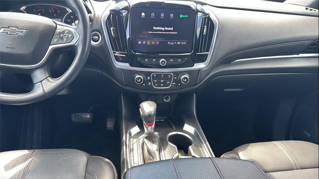 used 2022 Chevrolet Traverse car, priced at $29,995