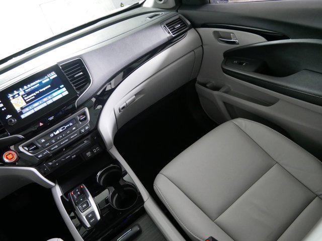 used 2022 Honda Pilot car, priced at $28,346