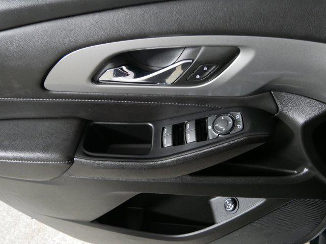 used 2023 Chevrolet Traverse car, priced at $30,496