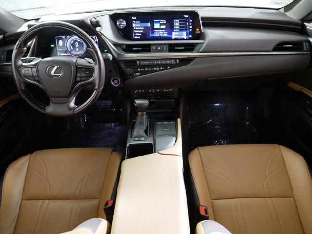 used 2019 Lexus ES 300h car, priced at $24,846