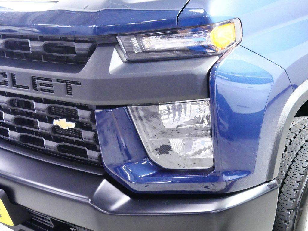 used 2022 Chevrolet Silverado 2500 car, priced at $38,346