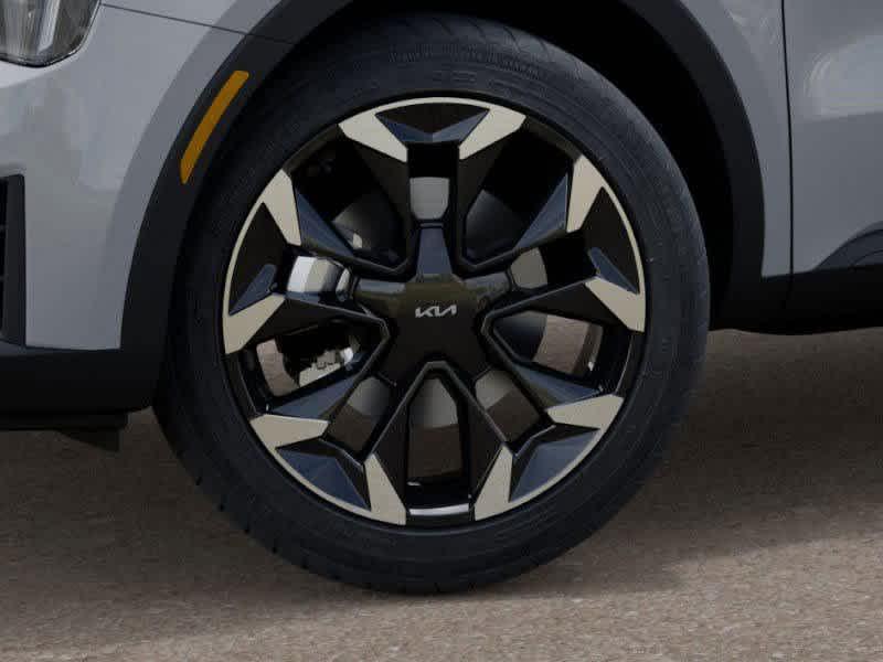 new 2026 Kia Sorento car, priced at $38,058