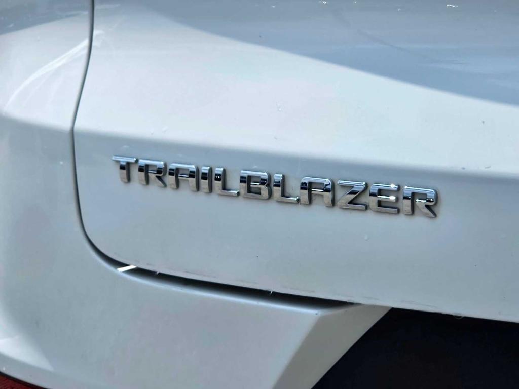 used 2023 Chevrolet TrailBlazer car, priced at $14,374