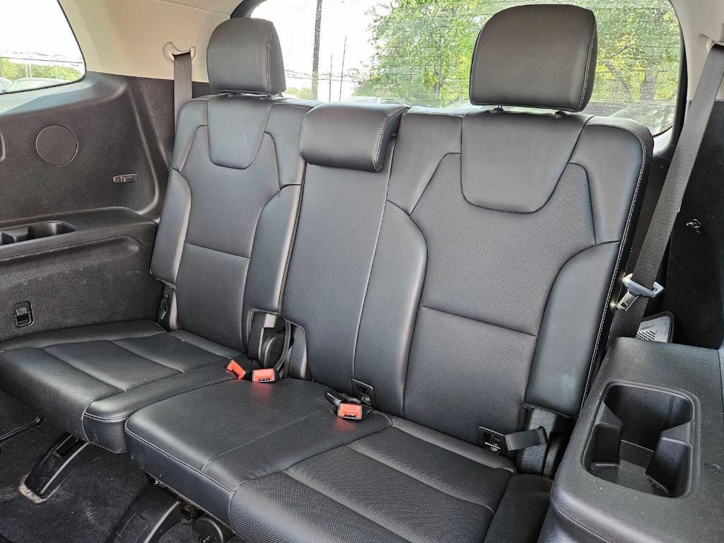 used 2025 Kia Telluride car, priced at $33,660